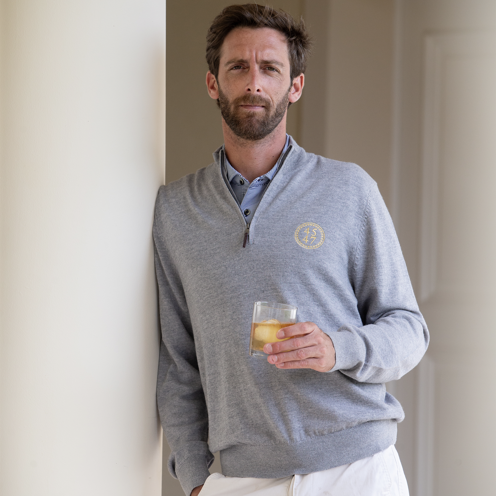 45-47 Merino 1/4 Zip – Charcoal 45-47 Merino 1/4 Zip in the Color Charcoal